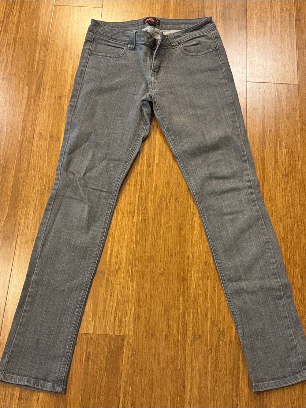 Womens Gray Skinny Jeans
